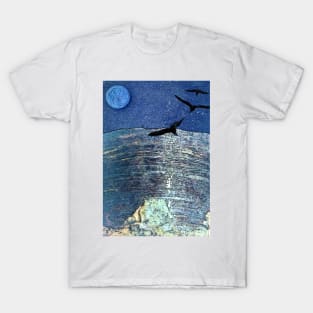 black gulls blue night T-Shirt